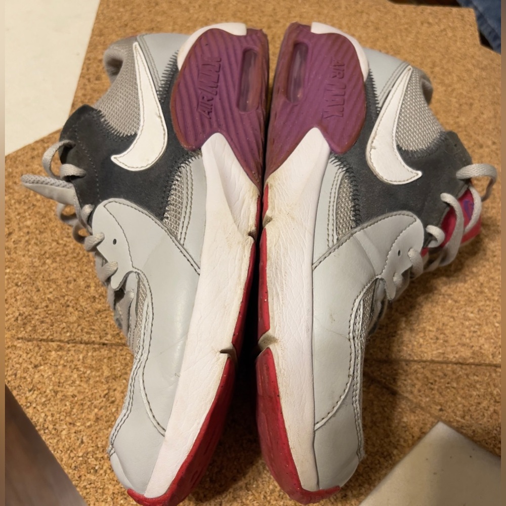 Nike 6.5Y Air Max Excee Grey Fog (GS) 
Sneakers Gray Purple Pink CD6894-003 - Picture 8 of 14